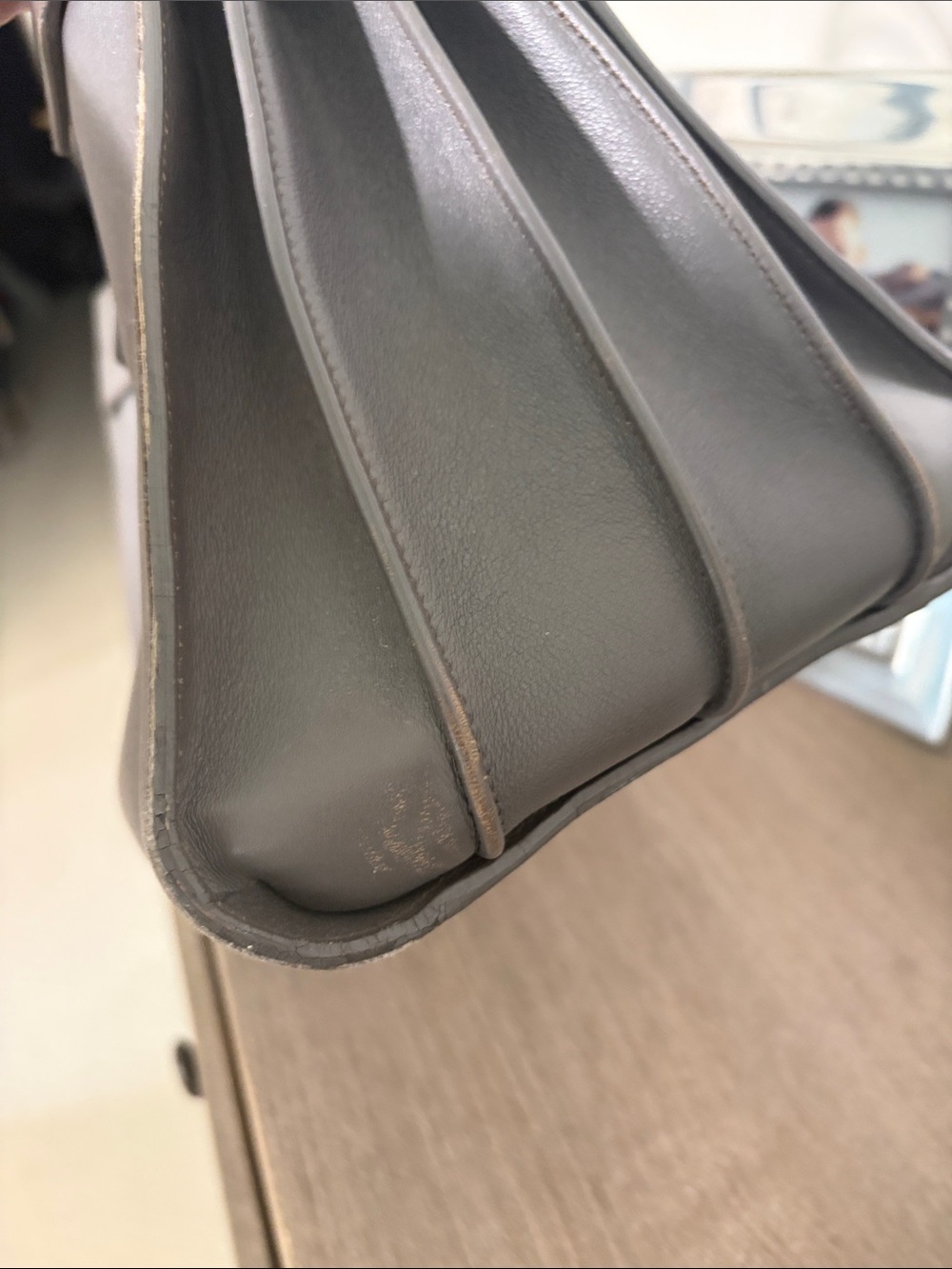 Saint Laurent Grey Leather Sac De Jour - Picture 12 of 13